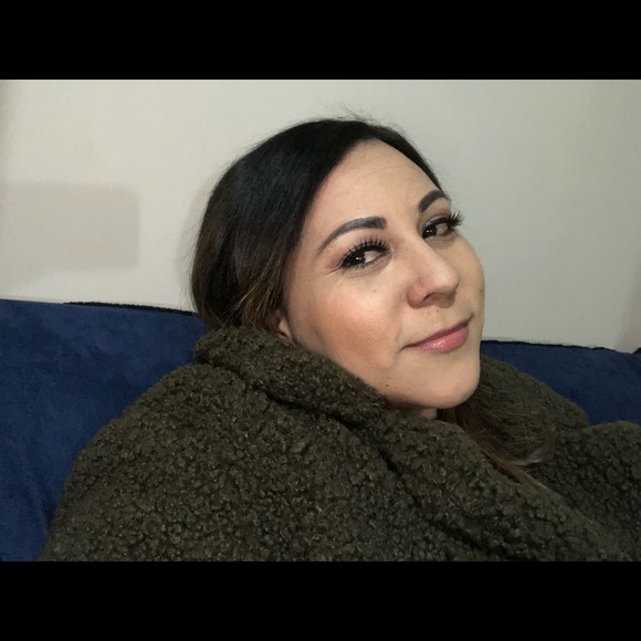 Profile Picture of Rosalva Arreola de melchor (@rosalvaarreo393) on Poshmark