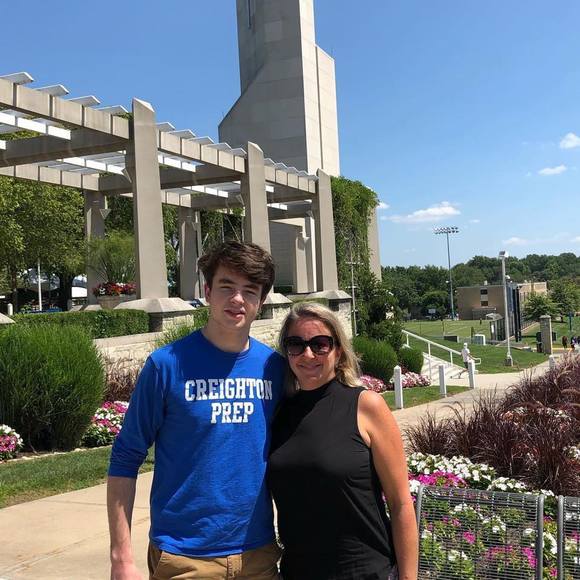 Profile Picture of Julie Dineen-swartz (@juliecswartz) on Poshmark