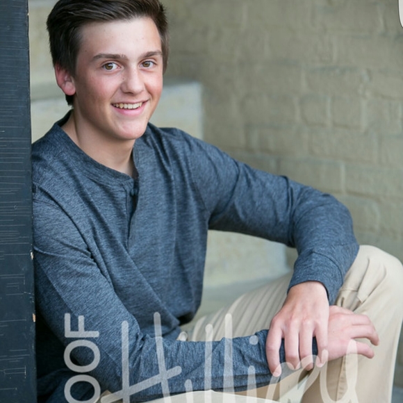 Profile Picture of Blake Tanski (@btan10) on Poshmark