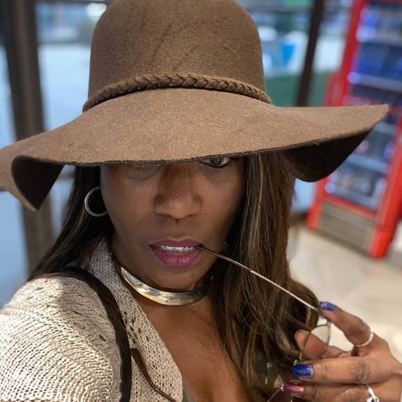 Profile Picture of Shara Bubak (@sams_law) on Poshmark