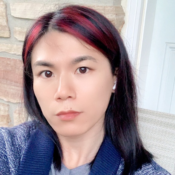 Profile Picture of Daniel Jiang (@inter82) on Poshmark