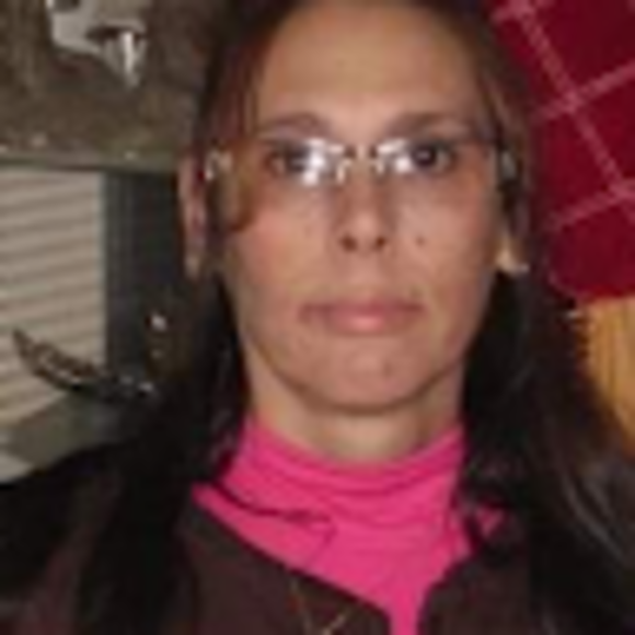 Profile Picture of Tammy Clausen (@tammy_clausen) on Poshmark