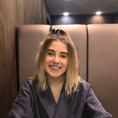 Profile Picture of Lucy Porter (@Lucyacporter) on Twitter