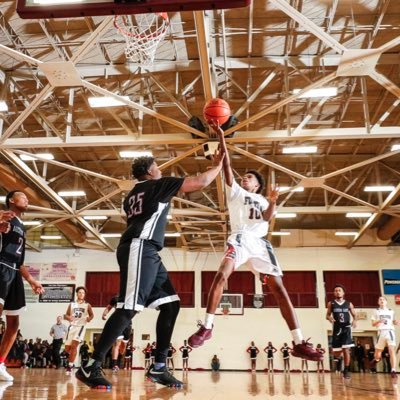 Profile Picture of Desmier Hatchett (@d_hatchett) on Twitter