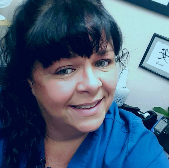 Profile Picture of Marcy Bergevin (@marcybergevin) on Poshmark