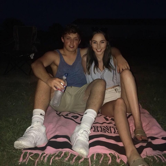 Profile Picture of Michael Cobb (@michaelcobb1122) on Poshmark