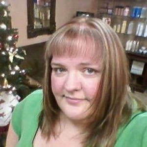 Profile Picture of Lizzie Keane (@lisalowe) on Myspace