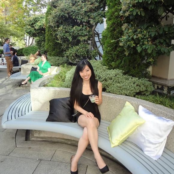 Profile Picture of Vivian Faille (@viviandoudou66) on Poshmark