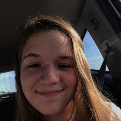 Profile Picture of Miranda Nix (@MirandaNix4) on Twitter