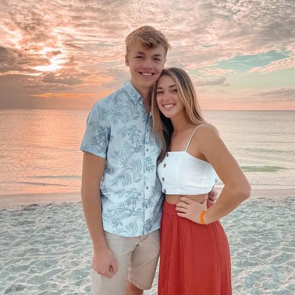 Profile Picture of Josie Lickteig (@josielickteig) on Poshmark