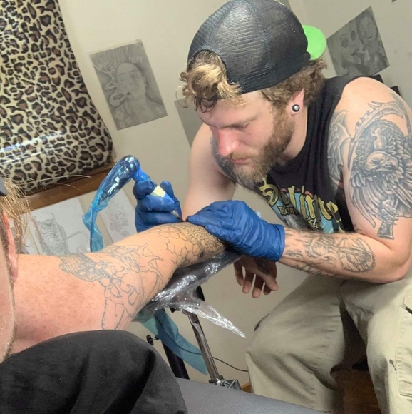 Profile Picture of Jonathon Trocheck (@jontrocheck) on Poshmark