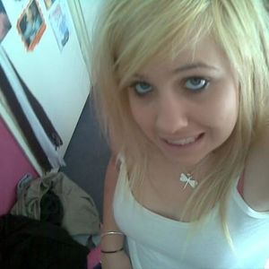 Profile Picture of Kim Dillow (@kimmy_dildo) on Myspace