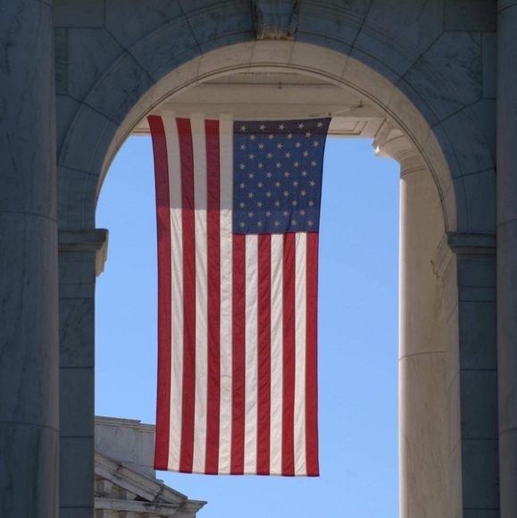 Profile Picture of Luann Meyer (@luann3413) on Poshmark