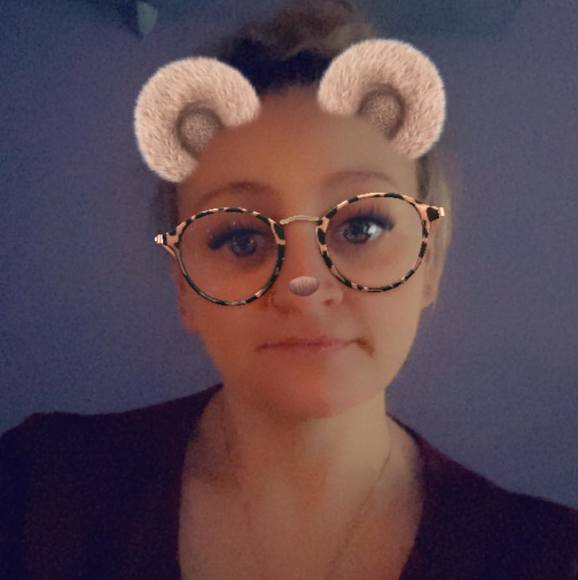 Profile Picture of Elizabeth Krajci (@krajci) on Poshmark