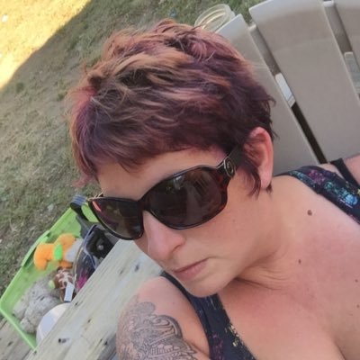 Profile Picture of Tracy Knepp (@prpartybytracyk) on Twitter
