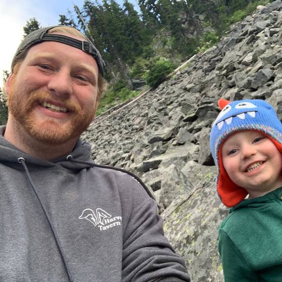 Profile Picture of Blake Cayton (@blakecayton) on Poshmark