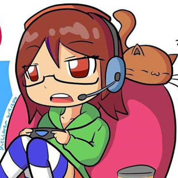 Profile Picture of Jammie Zgoda (@xfiggypuddingx) on Poshmark