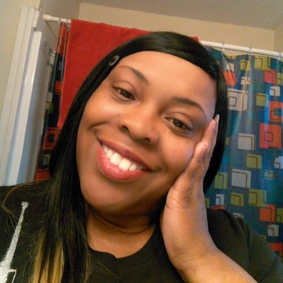 Profile Picture of Brenda Holley (@keyshiaboo46) on Poshmark