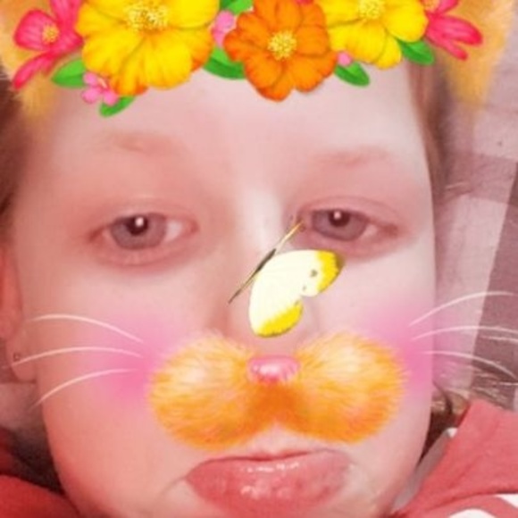Profile Picture of Lucy Wright (@lucywright674) on Poshmark