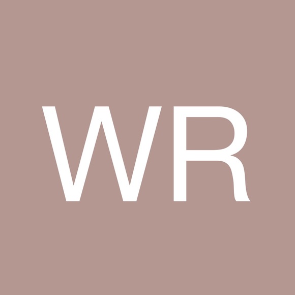 Profile Picture of Weili Rong (@rongwl) on Poshmark