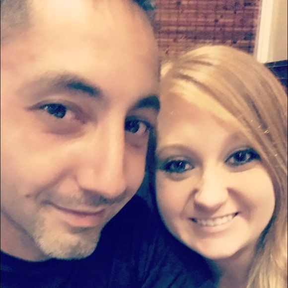 Profile Picture of Nikkie Lagroue (@nikkielynnn) on Poshmark