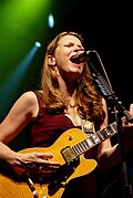 Susan Tedeschi - Wikipedia - Wikipedia Profile Picture of Susan Tedeschi - Wikipediaon Wikipedia