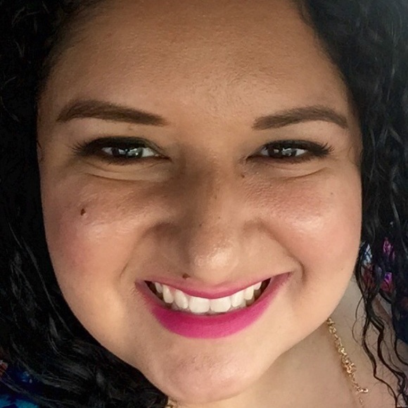 Profile Picture of Mindy Tercero (@mindygtercero) on Poshmark