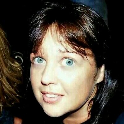 Profile Picture of Kelly Henshaw (@khenshaw74) on Twitter