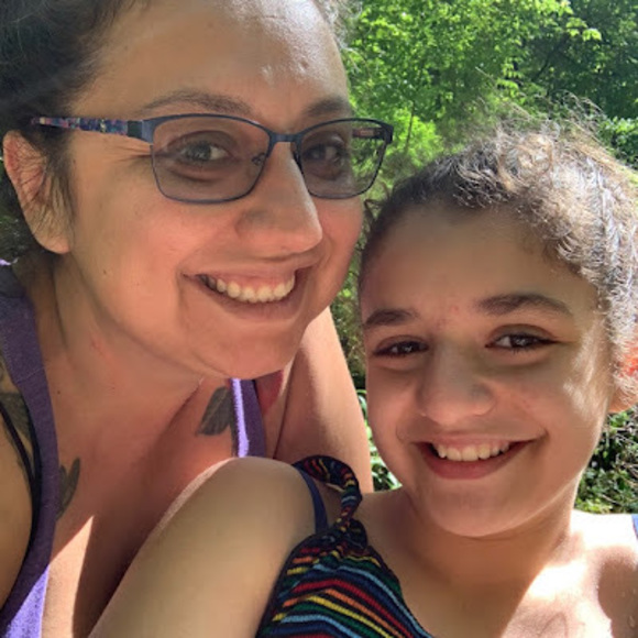 Profile Picture of Leanna Kassouf (@leanna_kassouf) on Poshmark