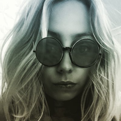 Profile Picture of Becca Page (@beccapage2) on Twitter