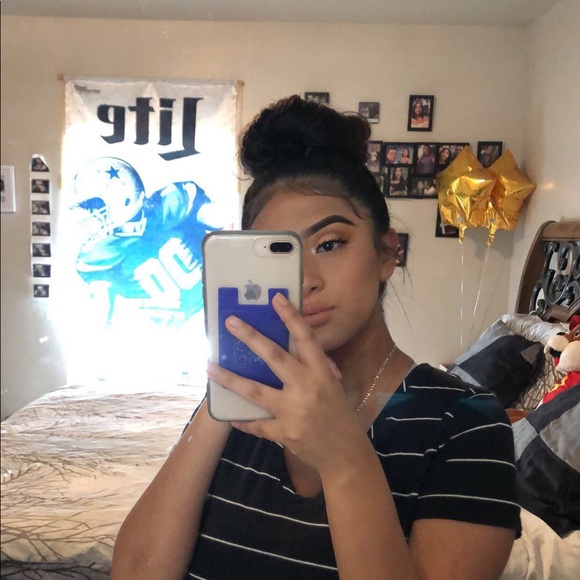 Profile Picture of Jenefer Ramos (@jenefer_ramos) on Poshmark