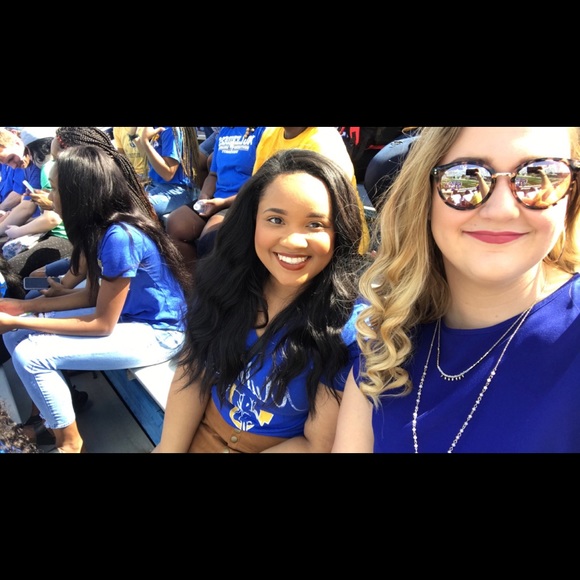 Profile Picture of Maya Reynolds (@mayrey6) on Poshmark