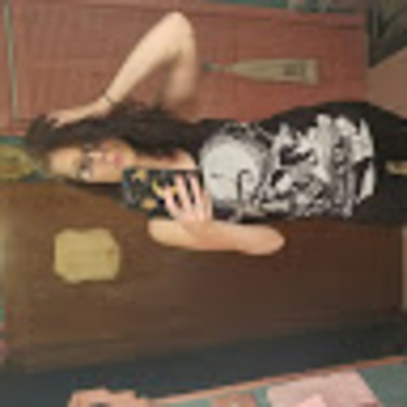 Profile Picture of Brianna Caggiano (@brilea13) on Poshmark