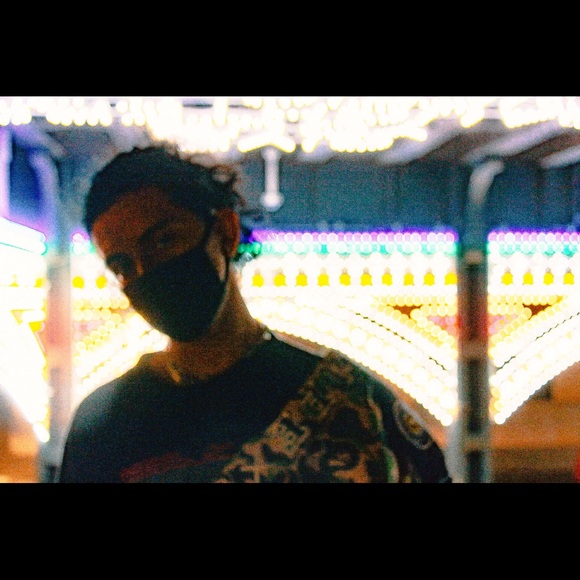 Randall Lopez - Poshmark Profile Picture of Randall Lopez (@randalllopez7) on Poshmark