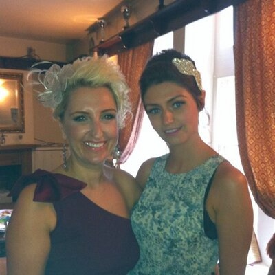 Profile Picture of Deborah Davison (@DavisonInfo) on Twitter