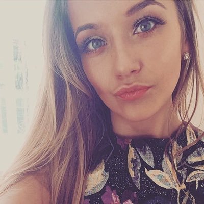 Profile Picture of Paige Megan Maddison (@paigemeg98) on Twitter