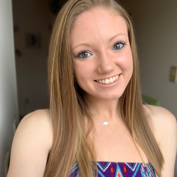 Profile Picture of Emily Hagmaier (@enhagmaier) on Poshmark