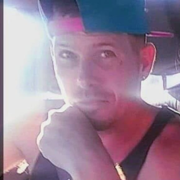 Profile Picture of Daniel Thomas (@gogetta2410) on Poshmark