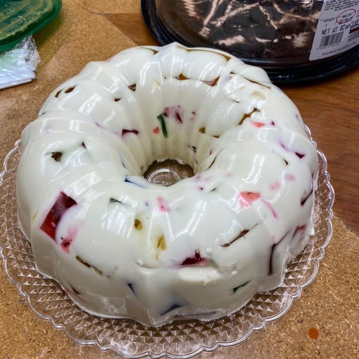 Profile Picture of Erik Ariza (@looking4nirvana) on Tiktok