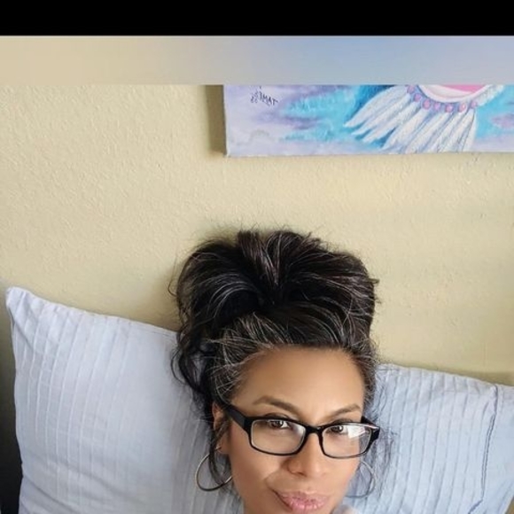 Profile Picture of Tina Dominguez (@dtdom81) on Poshmark