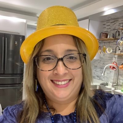 Profile Picture of Janice Valentin (@janicev12) on Twitter