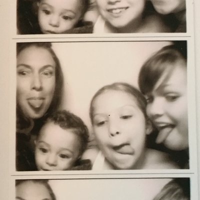 Danielle Shields - Twitter Profile Picture of Danielle Shields (@commonwcraft) on Twitter