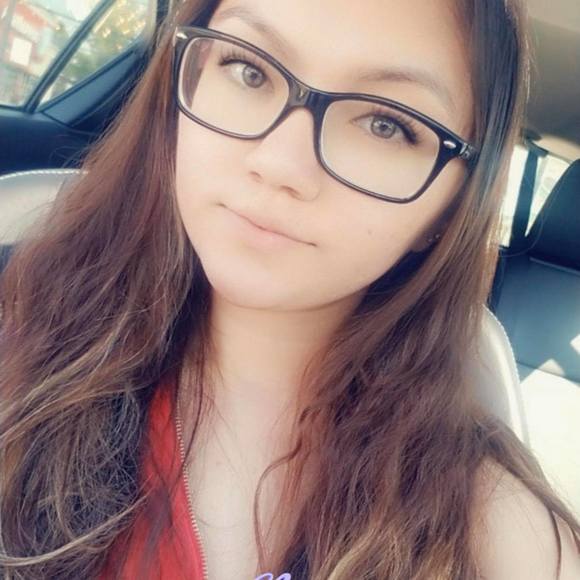 Profile Picture of Farhangaiz Muradi (@farhangaizm) on Poshmark