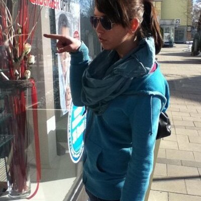 Profile Picture of Sabrina Schell (@SchellSabrina) on Twitter