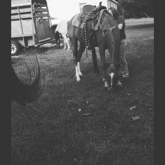 Profile Picture of Hanna Kenny (@hannakenny98) on Poshmark