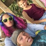 Profile Picture of Madeline Phillips (@peace_signs_are_the_future_) on Instagram