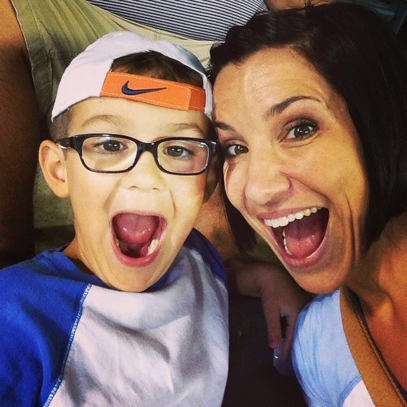 Profile Picture of Katie Bergeson (@katiebergeson) on Poshmark