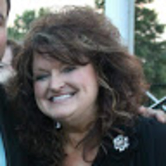 Profile Picture of Carol d Mckeithen (@chilldbabe) on Poshmark