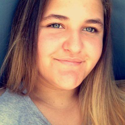 Profile Picture of Kelly Bergeron (@kellybe29235438) on Twitter