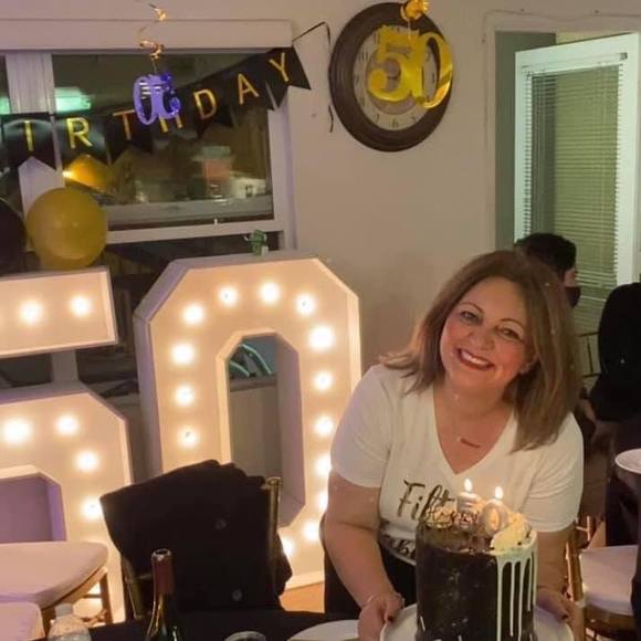 Profile Picture of Adriana Corro leon (@corrito) on Poshmark